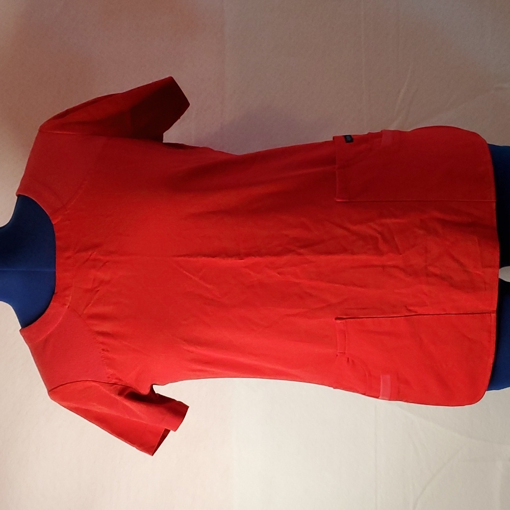 Women red Jockey nursing crew neck srub top